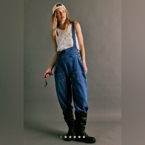 NWT FREE PEOPLE WE THE FREE FELIX DENIM OVERALLS